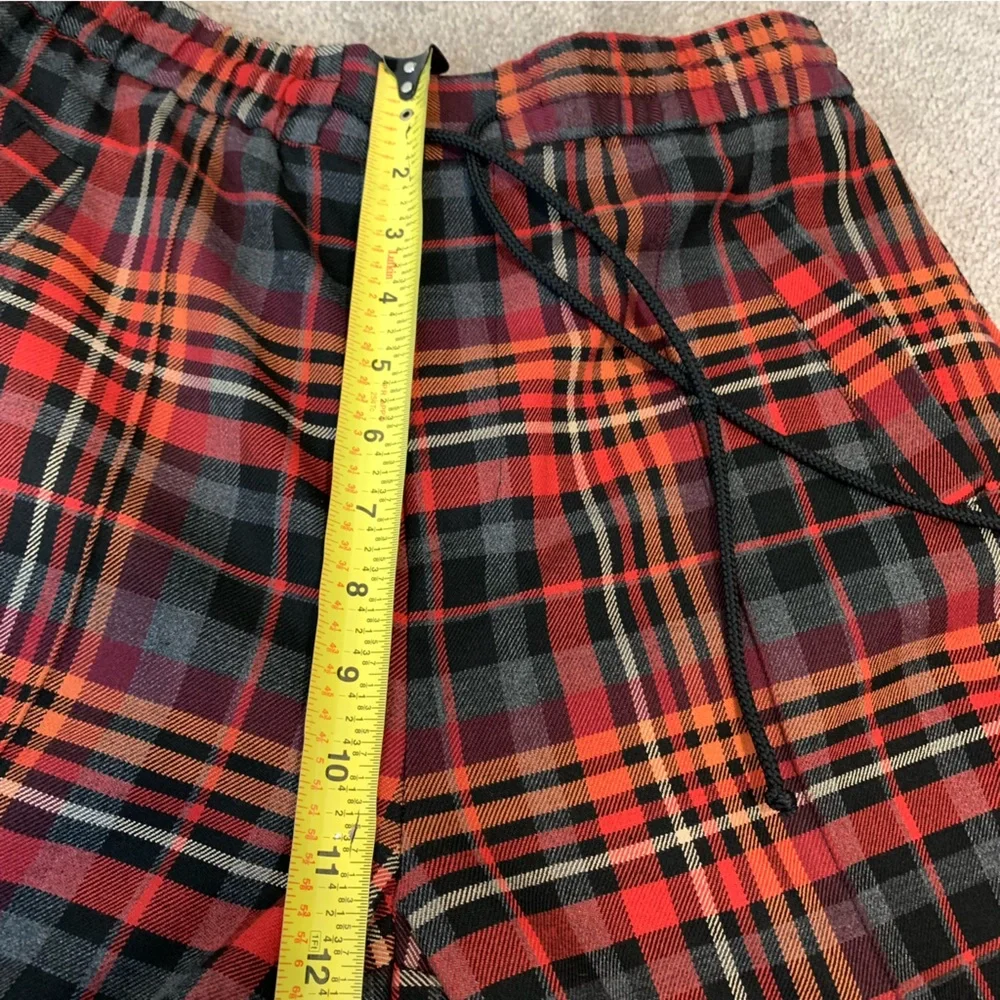 Urban Outfitters Red Plaid Pull On Cropped Pant Size Small